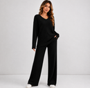 Conjunto Feminino de Duas Peças com Blusa Canelada de Manga Longa, Decote em V e Calça Reta