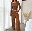 Conjunto Feminino Canelado Decote Canoa com Calça Pantalona